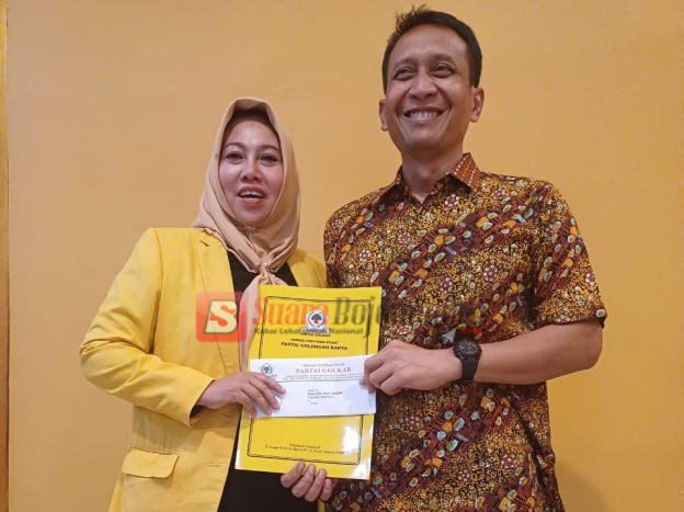 Setyo Wahono – Nurul Azizah Terima Rekomendasi Dari Partai&nbsp;Golkar