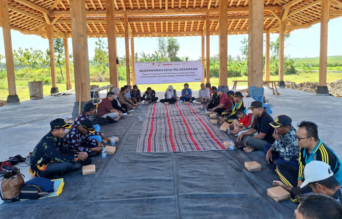 Sambut Program Infrastruktur Dari EMCL, Warga 6 Desa di Gayam Adakan Slametan Dan Gotong&nbsp;Royong